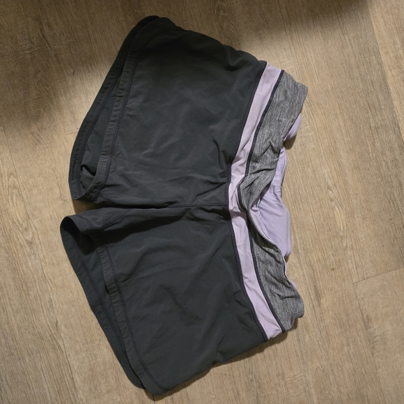 Lululemon shorts - Picture 6 of 6